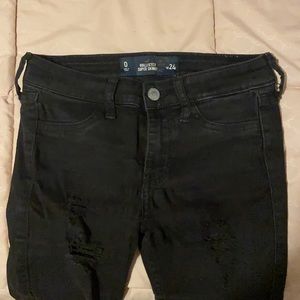 Hollister Super Skinny ripped size 0 black jeans